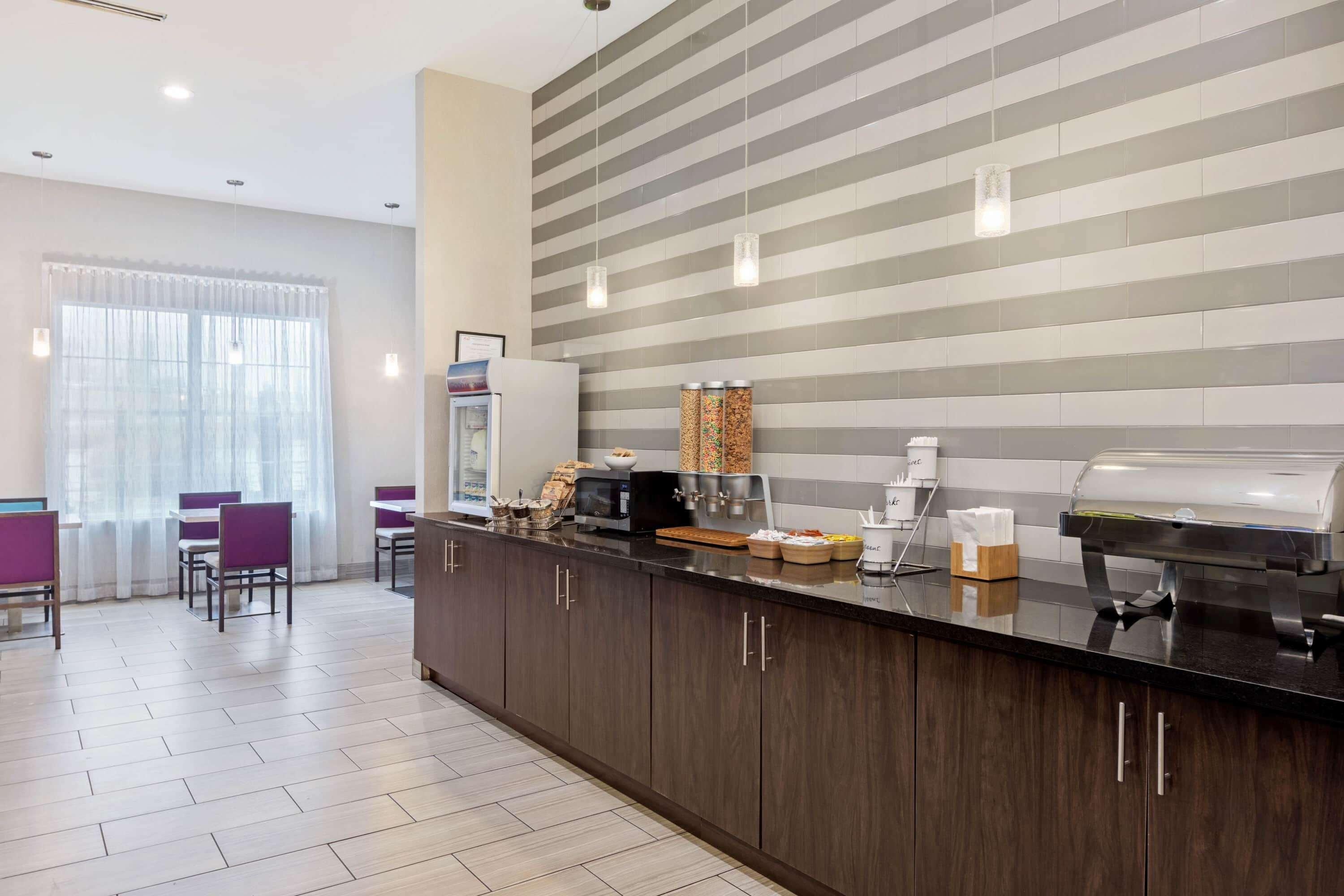 Hotel La Quinta By Wyndham Forsyth Esterno foto